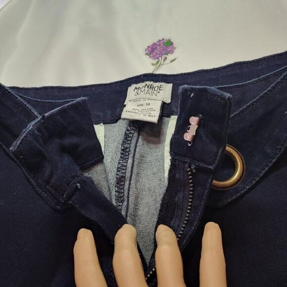 Monroe & Main, Women's Blue Pants, Size 14, Not Worn - Picture 4 of 8